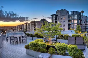 81 Clay St, Seattle, WA 98121 - Photo 22
