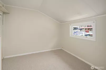 2818 Boyer Avenue E #8, Seattle, WA 98102 - Photo 12