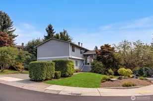 1648 209th Pl NE, Sammamish, WA 98074 - Photo 2