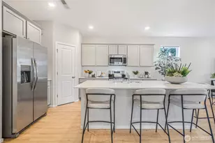 14011 179th St Ct E, Puyallup, WA 98374 - Photo 6