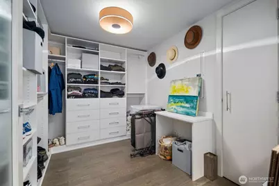 588 Bell Street #614S, Seattle, WA 98121 - Photo 6
