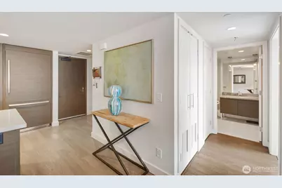 588 Bell Street #614S, Seattle, WA 98121 - Photo 8