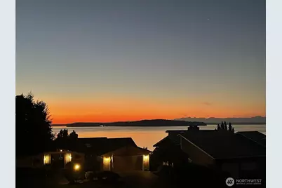 101 Chinook Lane #C, Steilacoom, WA 98388 - Photo 2