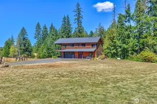 21325 Pugh Rd NE, Poulsbo, WA 98370 - Photo 2