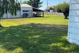 24824 Florence Rd, Stanwood, WA 98292 - Photo 4