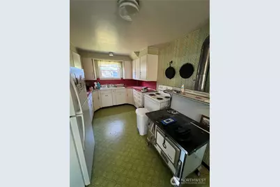 24824 Florence Road, Stanwood, WA 98292 - Photo 12