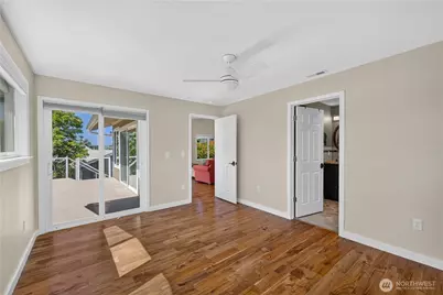 4808 Glasgow Way, Anacortes, WA 98221 - Photo 16