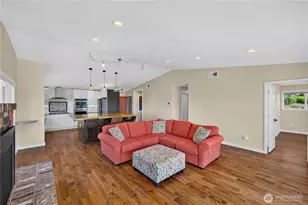 4808 Glasgow Way, Anacortes, WA 98221 - Photo 12