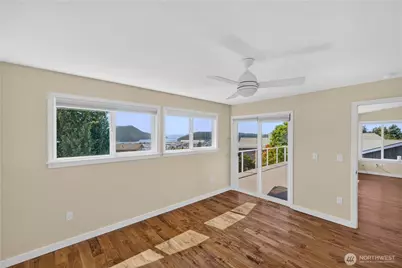 4808 Glasgow Way, Anacortes, WA 98221 - Photo 18
