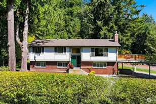 19310 37th Ave NE, Lake Forest Park, WA 98155 - Photo 1