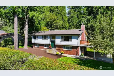 19310 37th Avenue NE, Lake Forest Park, WA 98155 - Photo 2
