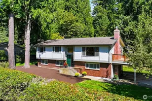 19310 37th Ave NE, Lake Forest Park, WA 98155 - Photo 2