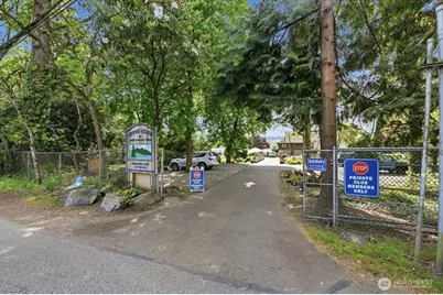 19310 37th Avenue NE, Lake Forest Park, WA 98155 - Photo 30