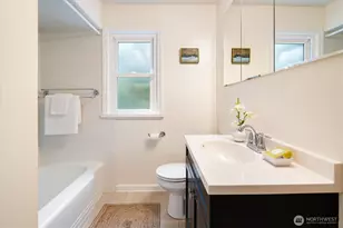 8327 24th Ave NW, Seattle, WA 98117 - Photo 18