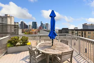 81 Clay St, Seattle, WA 98121 - Photo 36