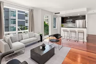 81 Clay St, Seattle, WA 98121 - Photo 6