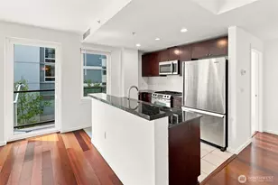 81 Clay St, Seattle, WA 98121 - Photo 8