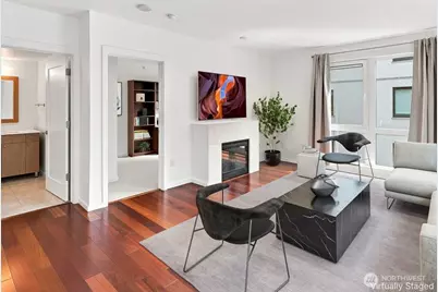 81 Clay Street #430, Seattle, WA 98121 - Photo 4