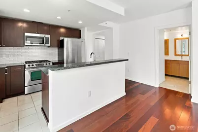 81 Clay Street #430, Seattle, WA 98121 - Photo 10