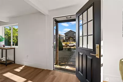 815 E 60th Street, Tacoma, WA 98404 - Photo 8
