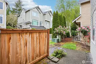 11875 SE 4th Pl, Bellevue, WA 98005 - Photo 30
