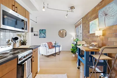 905 Cherry Street #306, Seattle, WA 98104 - Photo 4