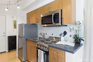 905 Cherry St, Seattle, WA 98104 - Photo 6