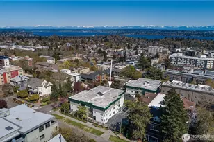 1818 18th Ave, Seattle, WA 98122 - Photo 2