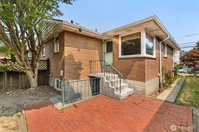 8361 30th Avenue NW, Seattle, WA 98117 - Photo 6
