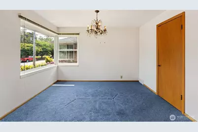 8361 30th Avenue NW, Seattle, WA 98117 - Photo 12