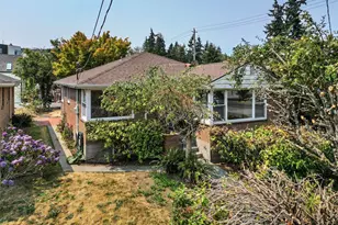 8361 30th Ave NW, Seattle, WA 98117 - Photo 2