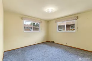 8361 30th Ave NW, Seattle, WA 98117 - Photo 20
