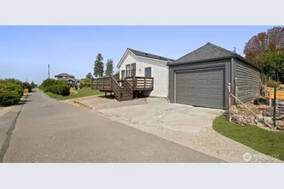 1315 S 7th St, Renton, WA 98057 - Photo 24