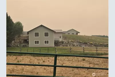 32 Pilot Wheel Road, Tonasket, WA 98855 - Photo 1