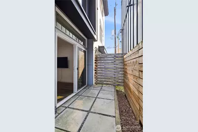 1801 20th Avenue #B, Seattle, WA 98122 - Photo 20