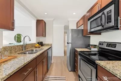 2830 NW 56th Street #306, Seattle, WA 98107 - Photo 10