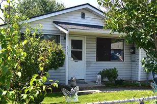 7008 E B St, Tacoma, WA 98407 - Photo 2