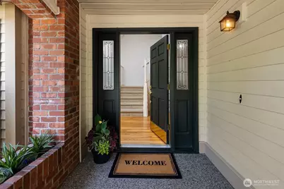 4718 191st Place NE, Sammamish, WA 98074 - Photo 4