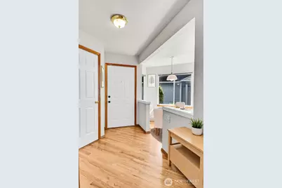 18710 22nd Drive SE, Bothell, WA 98012 - Photo 2