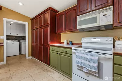 1201 E Lakeshore Drive, Lake Stevens, WA 98258 - Photo 12