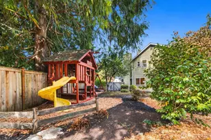 13666 179th Ave NE, Redmond, WA 98052 - Photo 32