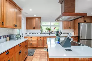 1110 13th St SE, Puyallup, WA 98372 - Photo 8