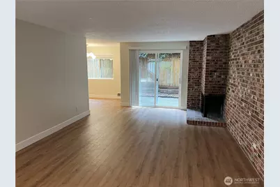 14309 NE 7th Place #1, Bellevue, WA 98007 - Photo 4