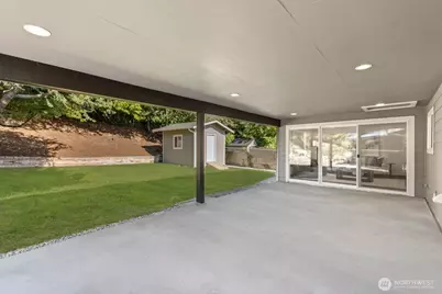 5926 23rd Avenue S, Seattle, WA 98108 - Photo 18