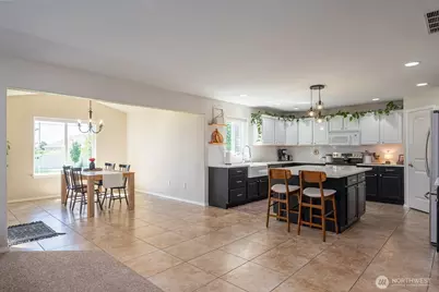 138 Scenic Drive NE, Moses Lake, WA 98837 - Photo 16