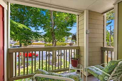 7711 NE 175th Street #F202, Kenmore, WA 98028 - Photo 14