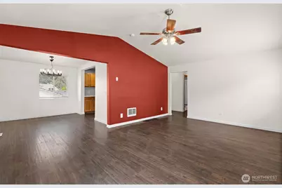 610 Bertha Avenue, Bremerton, WA 98312 - Photo 8