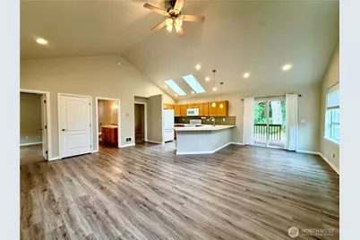 224 S Oar Loop SW, Ocean Shores, WA 98569 - Photo 10
