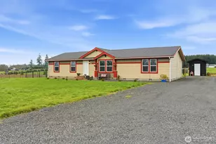 547 N Military Rd, Winlock, WA 98596 - Photo 1
