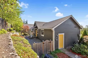 20276 Hillsong Pl NE, Poulsbo, WA 98370 - Photo 26